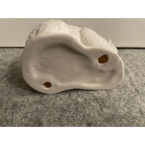 Polar Bear with Holly and Berries Possibly Lefton, Lennox . #1105 - Picture 5 of 5